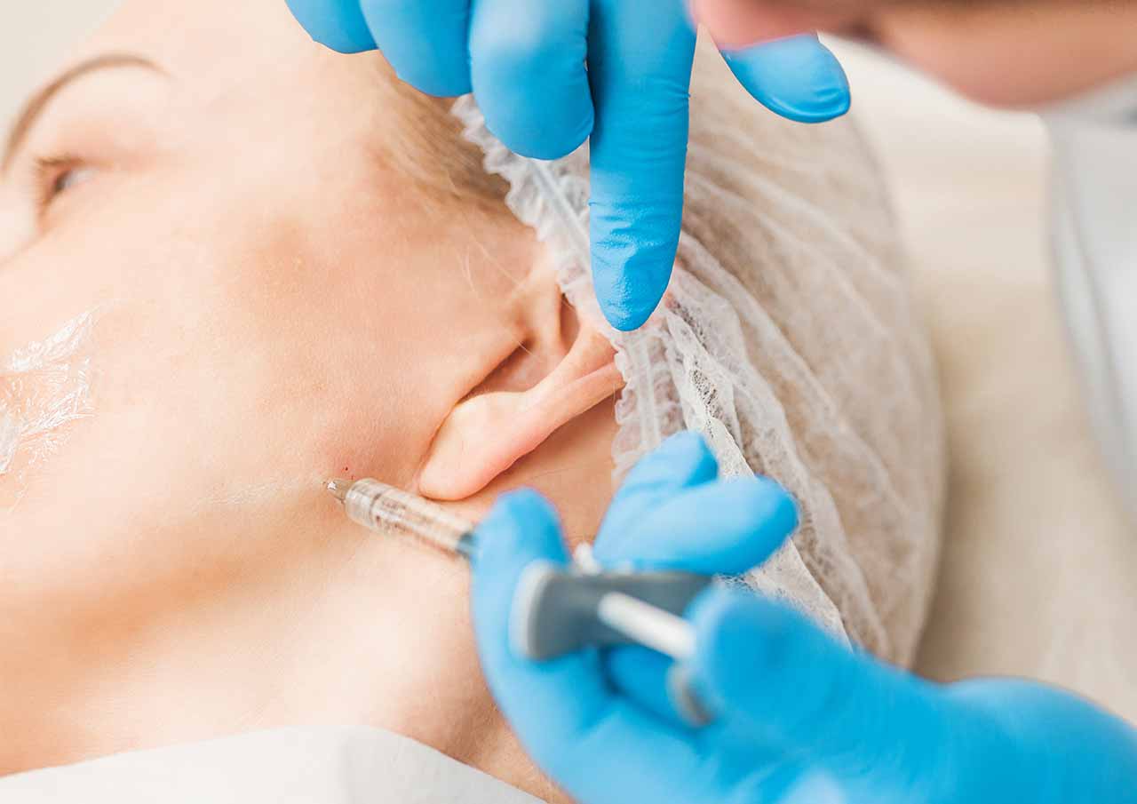 Bruxism Treatment (Teeth Grinding and Jaw Clenching) 3 Monaz-Clinic-who-is-Jaw-Slimming-treatment-for