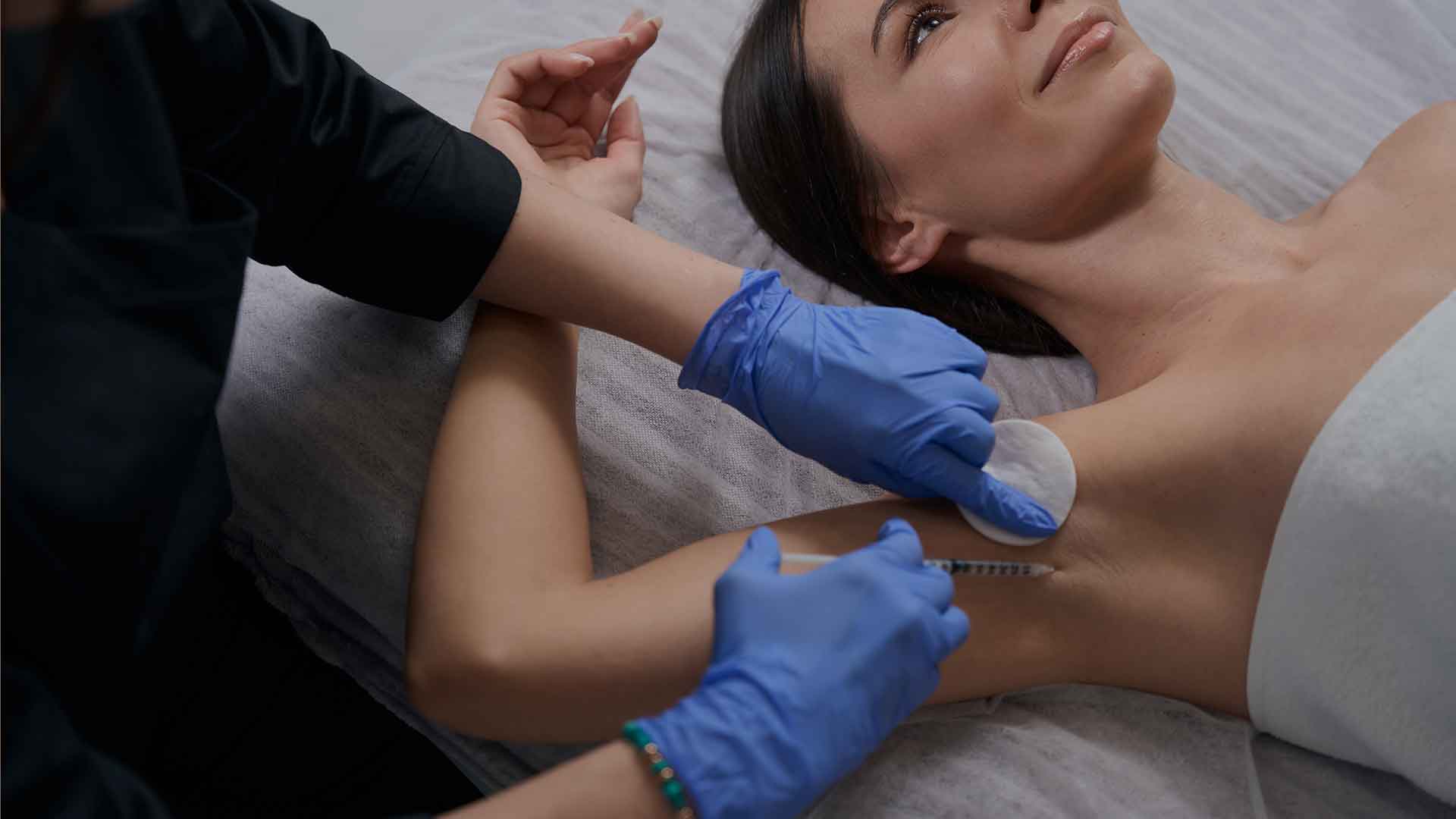 monaz-header-Hyperhidrosis-treatment